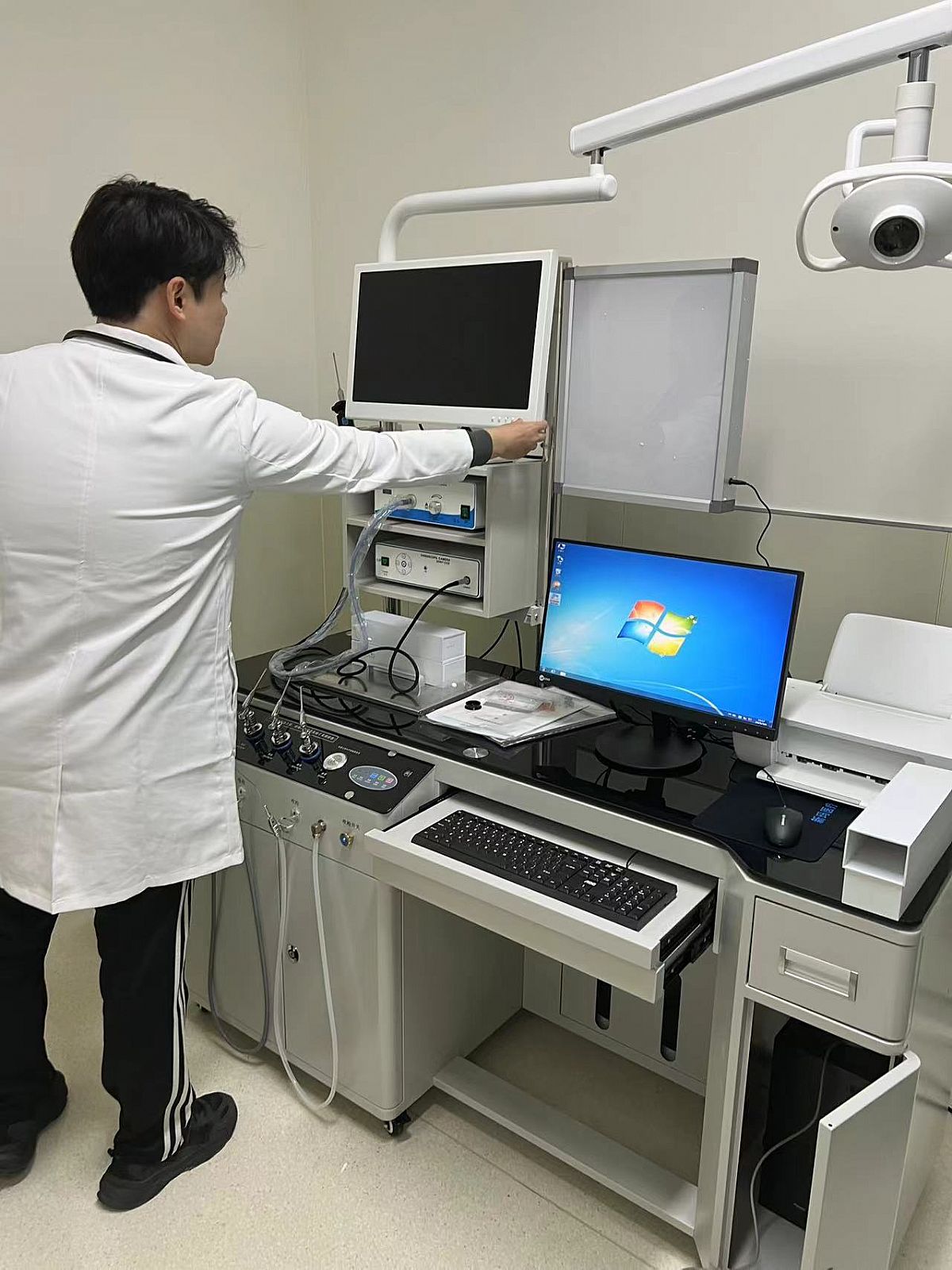 五官科操作臺醫用耳鼻喉檢查治療臺醫院用鼻咽喉科設備生產廠家